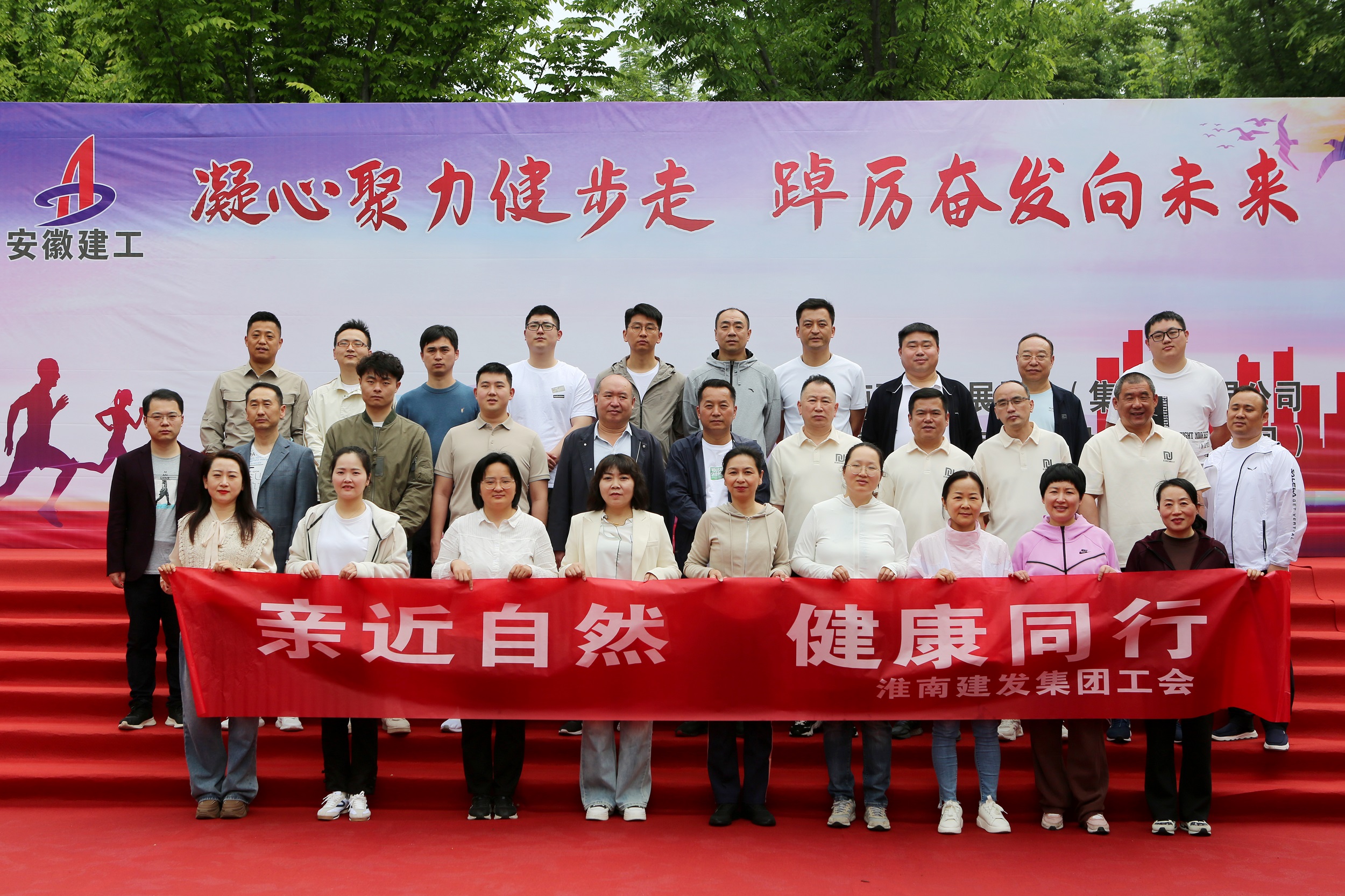 mmexport1713594902436